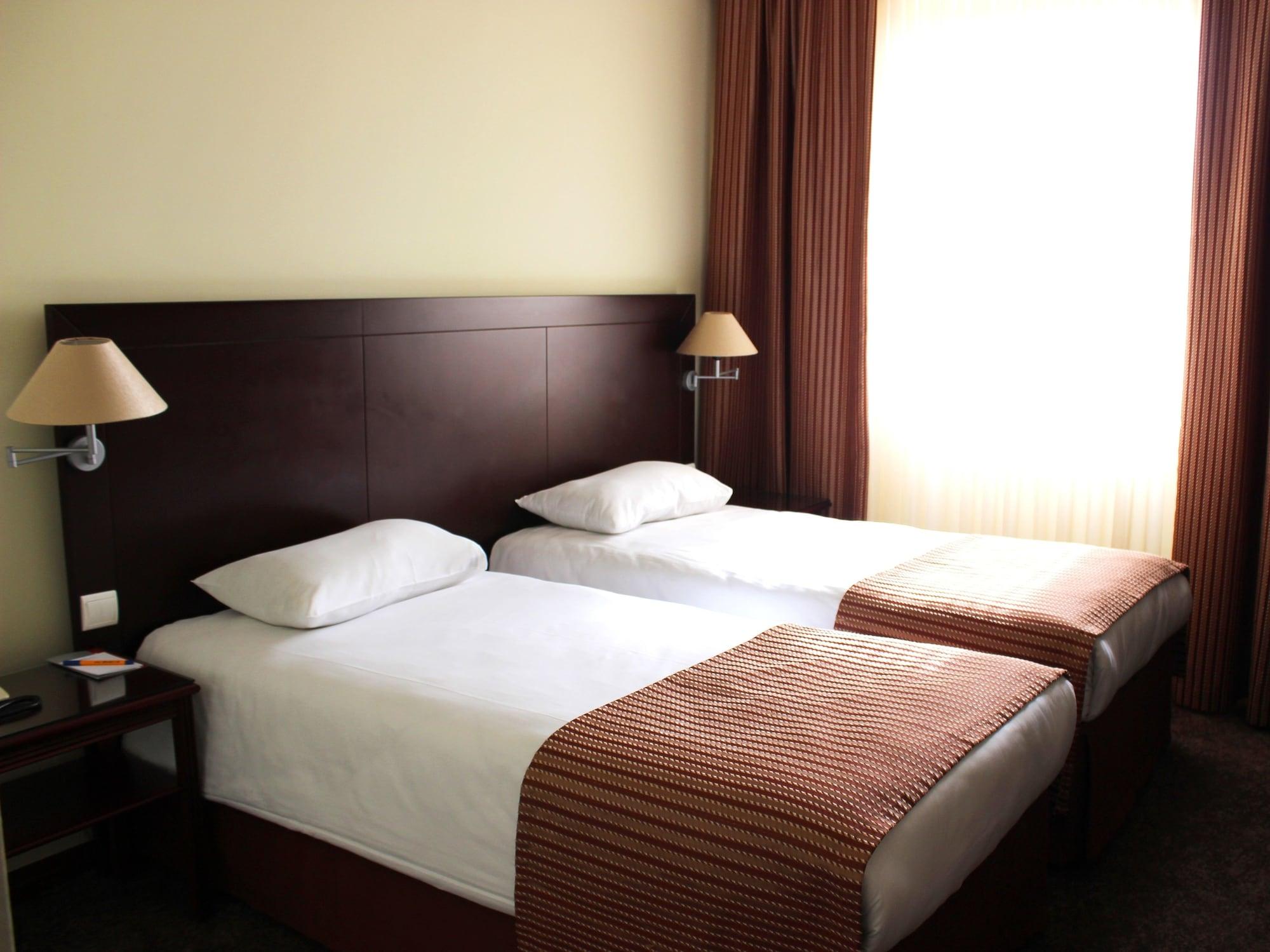 Europe Hotel Jerevan Buitenkant foto