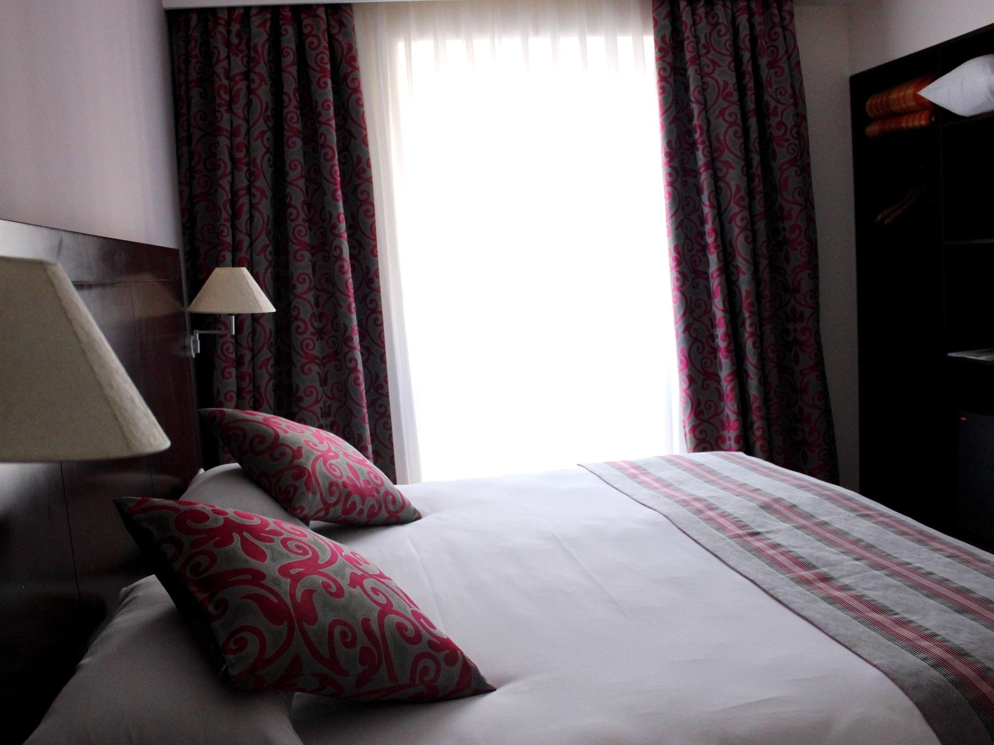 Europe Hotel Jerevan Buitenkant foto