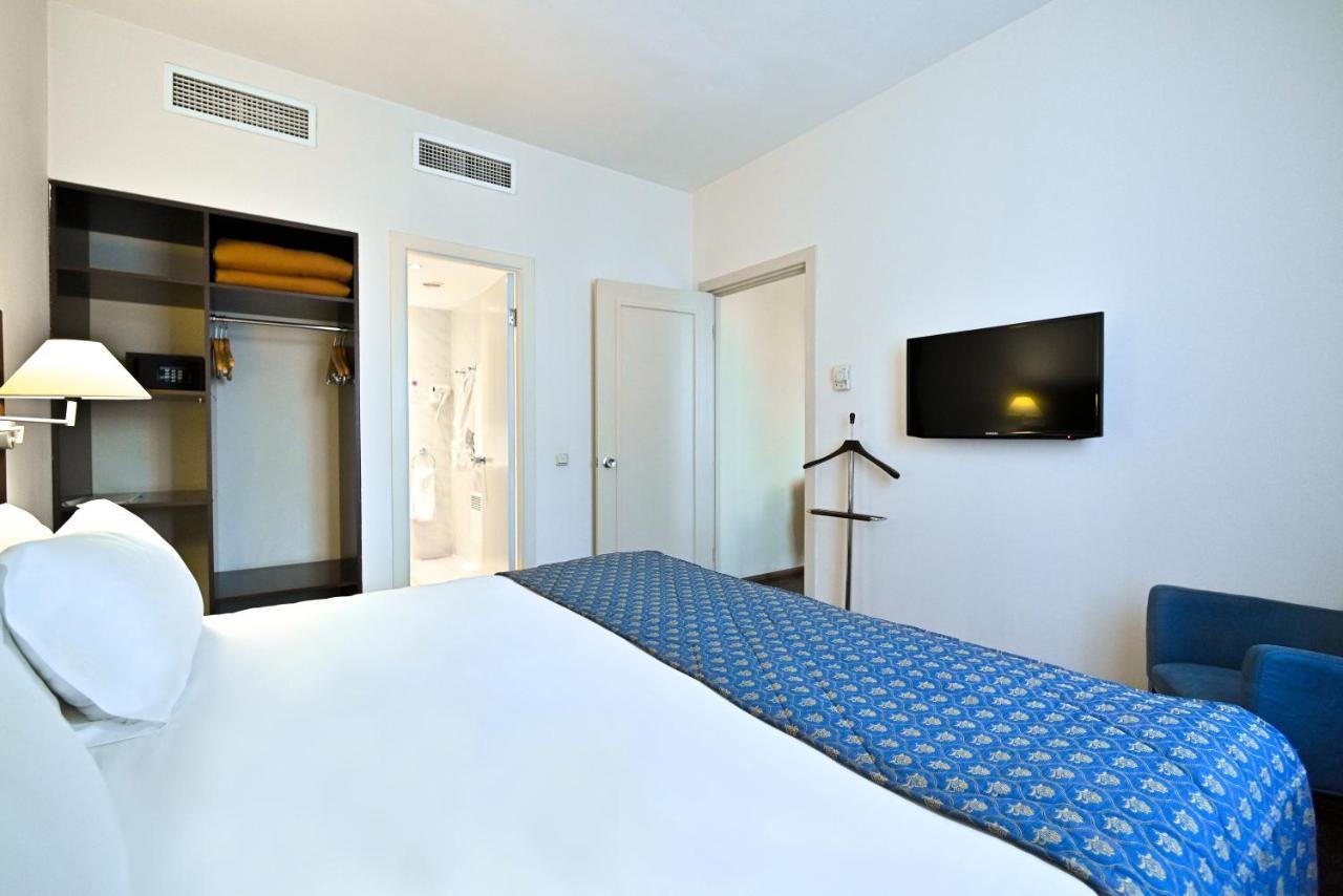 Europe Hotel Jerevan Buitenkant foto